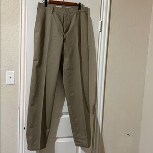 Wrangler Relaxed Fit Tan Pants